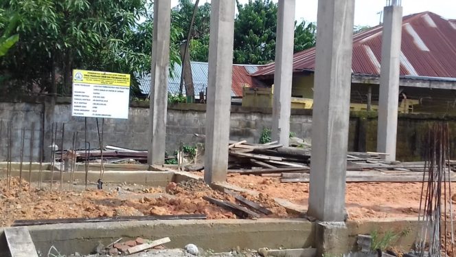 
 Diduga Beraroma Nepotisme Pembangunan RKB Pesantren di Kp Durian jadi Sorotan LSM Gadjah Puteh
