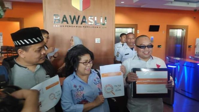
 Bawa Bukti 73.000 Lebih Kesalahan Input Situng KPU. Relawan IT BPN Desak Bawaslu Hentikan Situng KPU