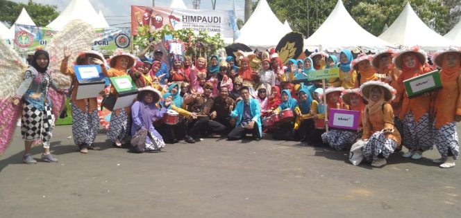 
 Bupati dan Wakil Bupati Ciamis Peringati Hari Aksara Internasional