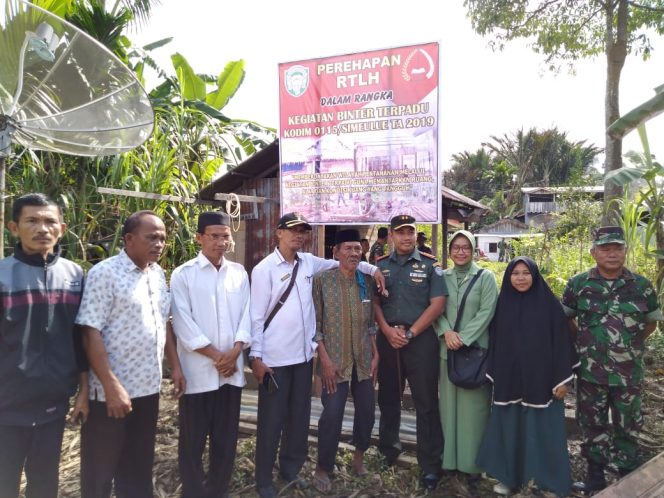 
 Kodim Simeulue Rehap Rumah di Tiga Kecamatan