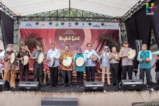 
 Situs Astana Geude Kawali Ciamis Gelar Riksa Budaya Jawa Barat Dengan Tema “Rengkuh Galuh” Sikap Budaya Kita