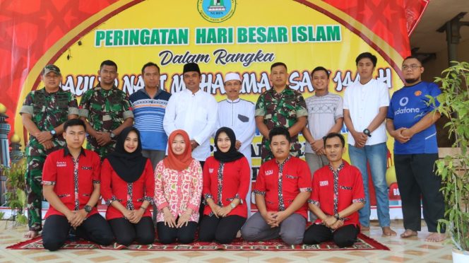 
 Tetes Air Mata Bahagia dan Haru Warnai Khitan Masal di Ponpes Binaan YONIF RAIDER 514 KOSTRAD