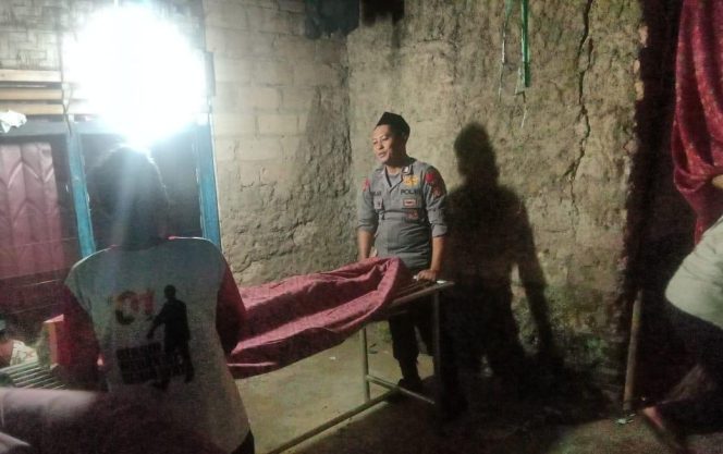 
 Kabid Humas Polda Jabar : Bripka Andi Ahmad Dahlan Gemar Membantu Memandikan Jenazah Warga Masyarakat