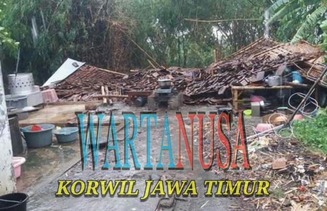 
 3 Warung Ambruk Diterjang Puting Beliung Di Beberapa Desa Di Kec. Kemlagi – Mojokerto