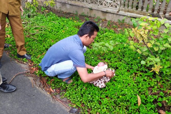 Pilu, Pagi Ini PNS Temukan Bayi di Pinggir Jalan