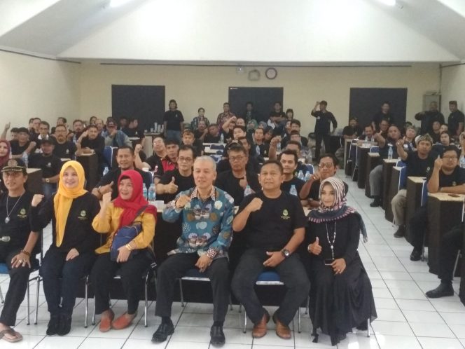 
 Sosialisasi Pembinaan Dan Pemberdayaan Forum Ormas Jawa Barat Menuju Kemandirian Dan Era Digitalisasi