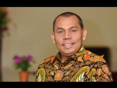 Teks: Anggota DPR RI, Muslim SHI, MM, Fraksi Partai Demokrat