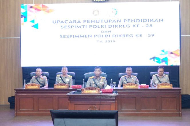 
 Penutupan Pendidikan Sespimti Sespim Lemdiklat Polri Dikreg Ke 28 Dan Sespimmen Sespim Lemdiklat Polri Dikreg Ke 59 Tahun 2019
