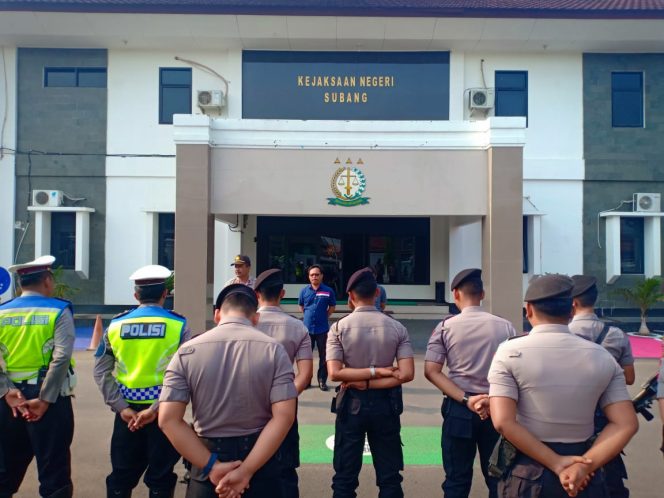 
 Polres Subang Polda Jabar Siap Amankan Unjuk Rasa Aliansi Barisan Rakyat Anti Korupsi Kab. Subang