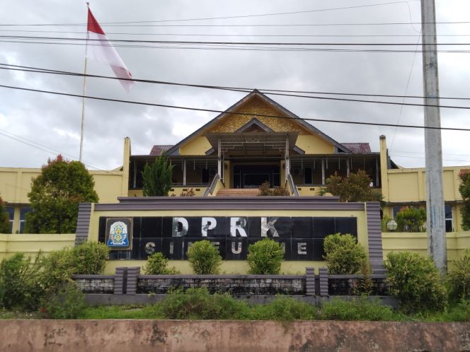 Empat Bulan Menjabat, Dewan Simeulue Belum Ada Yang Bolos Kerja