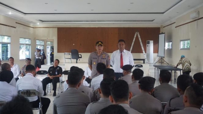 
 Guna mengantisipasi Penyalahgunaan Narkotika, Anggota Polres Cianjur Polda Jabar Jalani Tes Urine