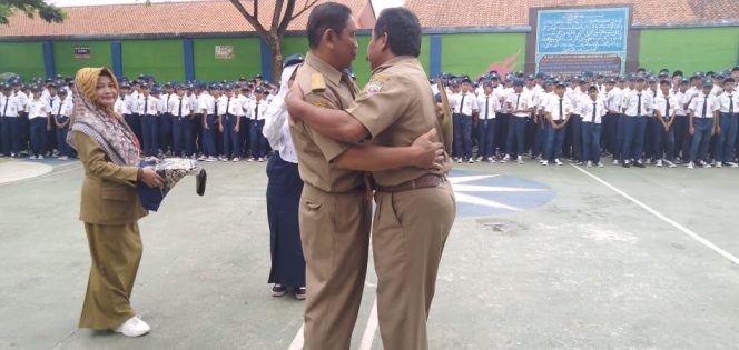 
 Sekolah SMPN 1 Cihaurbeuti Kehilangan Sosok Guru Piawai