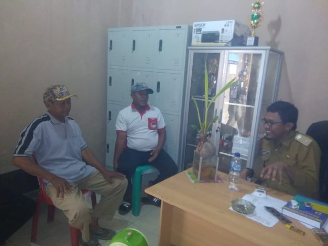 
 Forum RT Palas Jaya Tanyakan Berapa Insentif RT, Sugiarto : Insentif RT Sesuai Perbub Sebesar Rp. 150.000