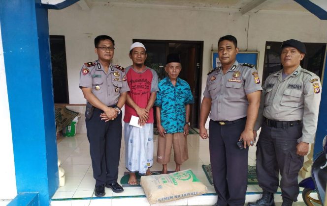 
 1 Minggu 1 Kebaikan Ala Kapolsek Cigedug Polres Bogor Polda Jabar