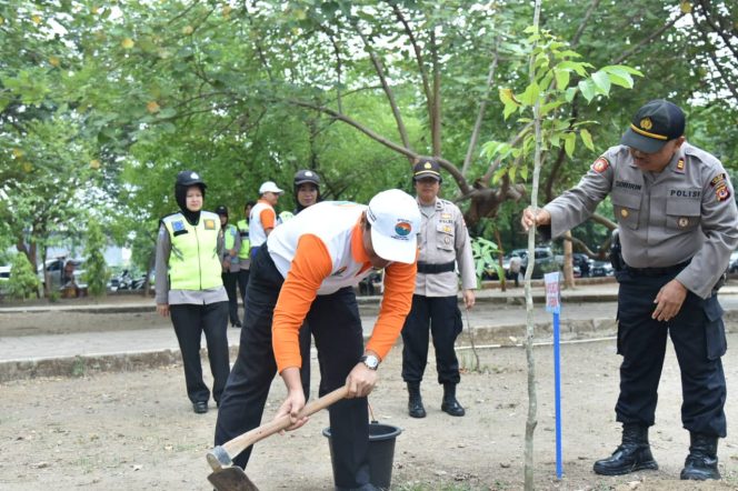 
 Pencanangan Gerakan Menanam Pohon Dalam Rangka Peringatan Gerakan Nasional Pemulihan Das Tahun 2019