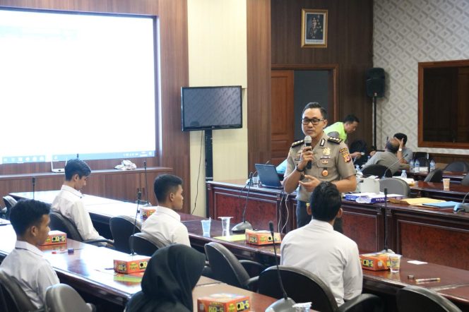 
 Biro SDM Polda Jabar Laksanakan Tes Psikologi Dalam Rangka Rekrutmen Proaktif Bintara Polri Tahun 2020