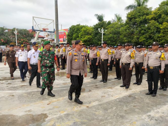 
 Dalam Persiapan Nataru, Polres Rokan Hulu Giat Apel Gelar Pasukan Ops Lilin Muara Takus 2019