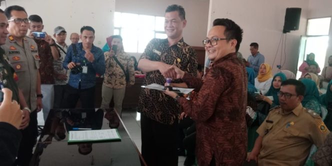 
 Serah Terima Jabatan PJS Kepada Kepala Desa Terpilih Kecamatan Gunung Putri