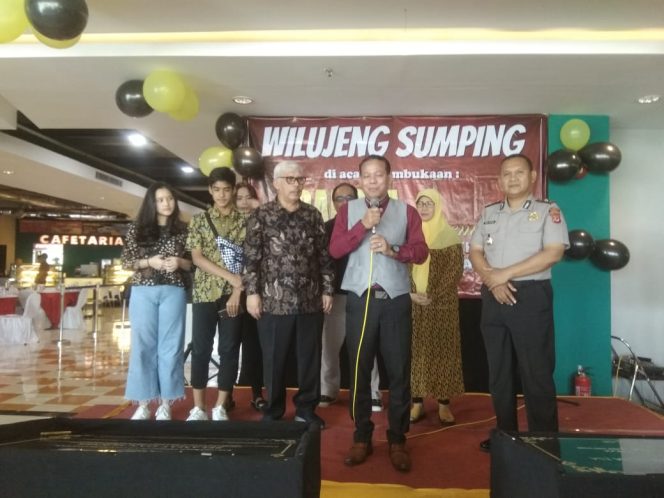 
 Pembukaan Dahkota Cinema di Gedung Trade Center Rancaekek