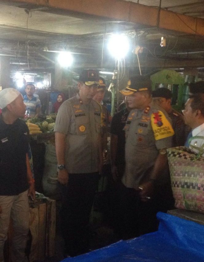 
 Kapolda Sumut Kunjungi Pasar Tradisional Dan Pasaran Modern Di Medan