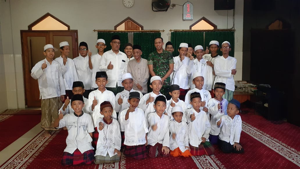 
 Dandim Solo Silaturahmi Ke Ponpes Al-Ikhsan Dalam Rangka Sinergitas Apkowil dan Tokoh Agama