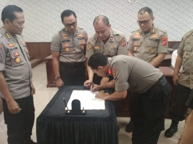 
 Seleksi Betah, 4 dari 9 Peserta Lolos Ikuti Binalt dalam Sidang Terbuka Penetapan Kelulusan Rekrutmen Bintara Proaktif Polda Jabar