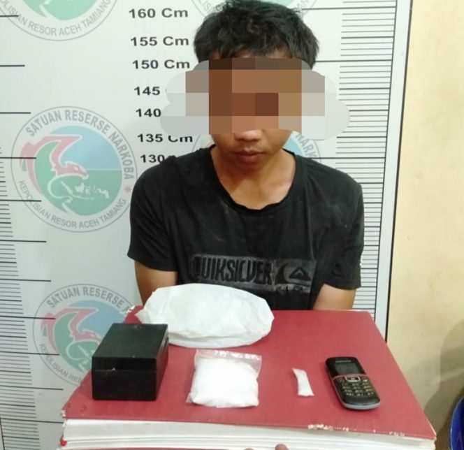 
 Hendak Transaksi Narkoba, Seorang Pemuda Dibekuk Polisi di Pinggir Jalan