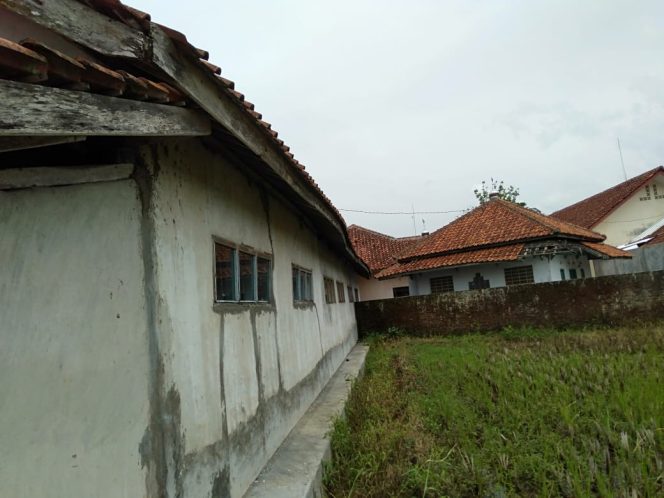
 Kondisi Sekolah Taman Kanak Kanak Cendrawasih 1 Sangat Prihatin