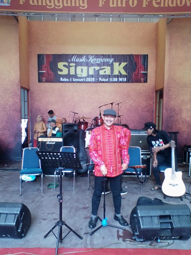 
 Sang Maestro Penyanyi Keroncong Asal Ciamis Ir. Koswara Sabet Berbagai Penghargaan di Jakarta