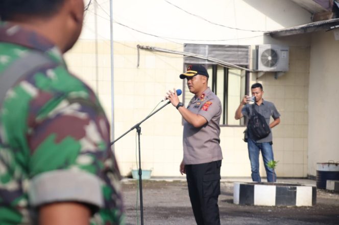 
 Humas Polda Jabar Persiapkan Pengamanan Penyerahan Sertipikat Redistribusi Tanah Oleh Mentri Agraria Dan Tata Ruang Badan Pertanahan Nasional 
