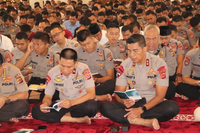 
 Berzikirlah Pada Setiap Keadaan, Saat Kerja, Saat Santai, Dan Istirahat