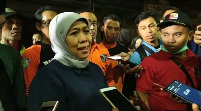 
 Gubernur Khofifah Apresiasi Semua Yang Terlibat Resik-resik Sungai Kali Buntung