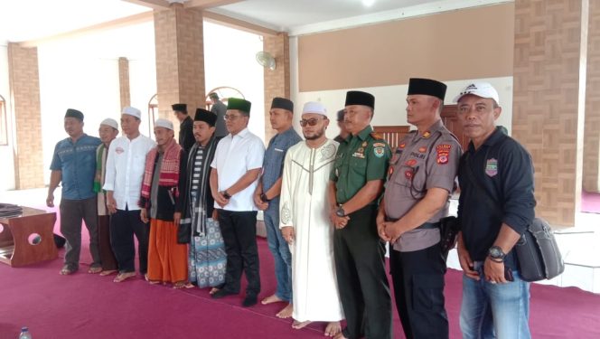 
 WAKA POLRES Ciamis Hadiri Kegiatan Silaturahmi Kombes Pol Arif Rahman Di Masjid Agung Cisaga