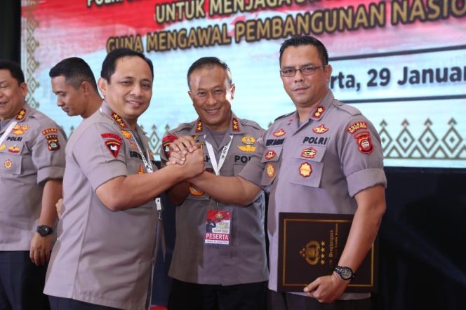 Polres Kapuas Hulu Terima Penghargaan Dari Kapolri Idham Azis