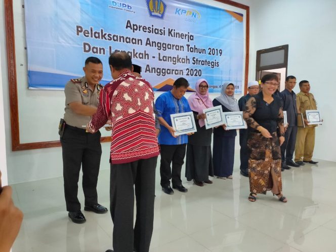 
 Polres Aceh Timur Kembali Meraih Penghargaan Pengelolaan Anggaran Terbaik