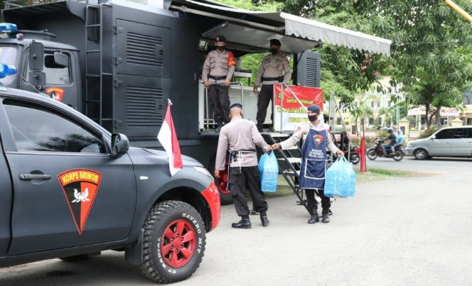 Peran Dapur Lapangan TNI-POLRI Ringankan Beban Masyarakat