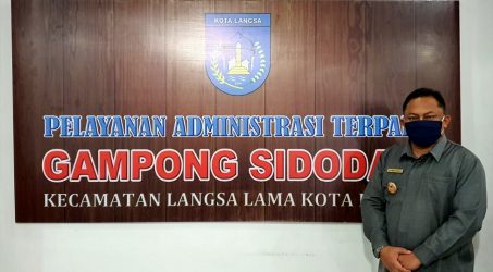 Teks: Gechik Gampong Sidodadi, Rahmad Hidayat, SH.