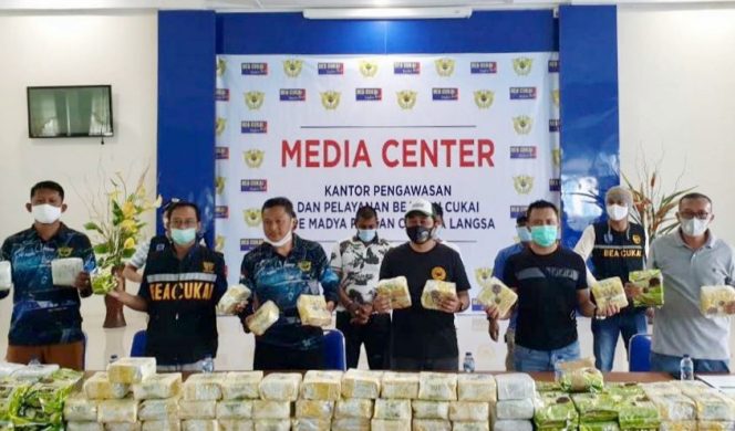 
 Sinergi Bea Cukai dan Bareskrim, Gagalkan Penyelundupan 119 Kg Sabu di Perairan Krueng Peureulak