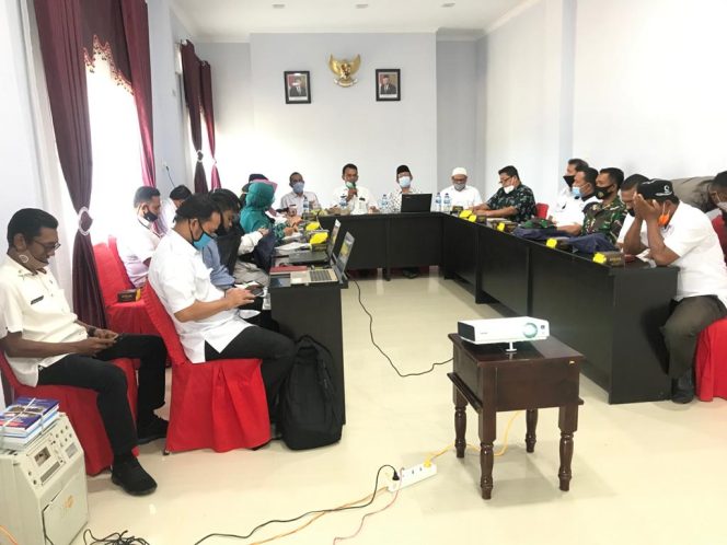 
 Asisten I Buka Rapat FGD Pencegahan dan Penanganan Stunting