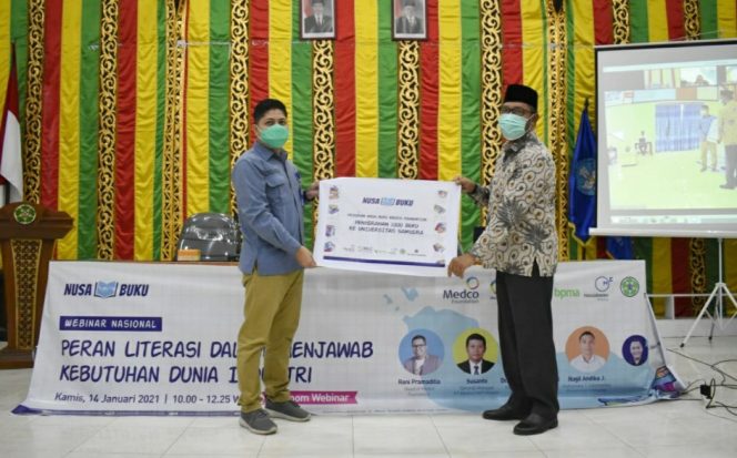 
 Tingkatkan Literasi Mahasiswa, Medco Foundation Donasi Seribu Buku Berkualitas ke Unsam