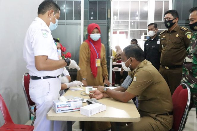 
 20 Pejabat Aceh Timur Jalani Skrining sebelum Divaksinasi Covid-19