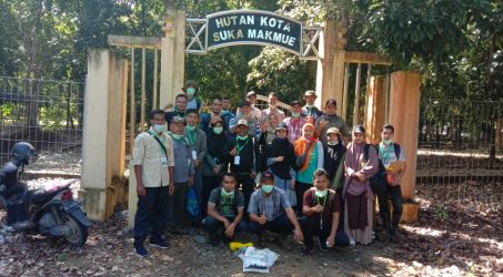 Foto : Para peserta pelatihan di hutan kota Suka Makmur, Aceh Barat, Meulaboh.