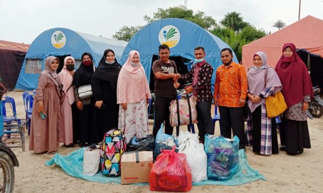 
 SMAN 4 Langsa Salurkan Bantuan untuk Korban Kebakaran