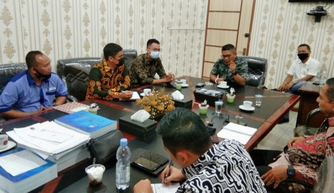 
 Penuhi Panggilan DPRK Langsa, PDAM Akui Salah Input Data