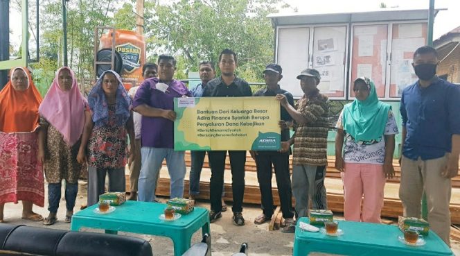 
 PT Adira Finance Langsa Salurkan Dana Kebajikan untuk Korban Kebakaran