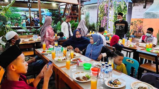 
 Keluarga Besar PWI Langsa Buka Puasa Bersama
