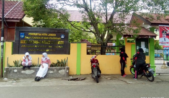 
 Diduga Nepotisme, Kepala SDN 11 Langsa Pekerjakan Anak Kandung di Dua Posisi