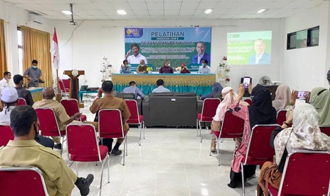 
 Muslim Buka Pembekalan Peningkatan Kapasitas Pelaku Tani di Aceh Utara