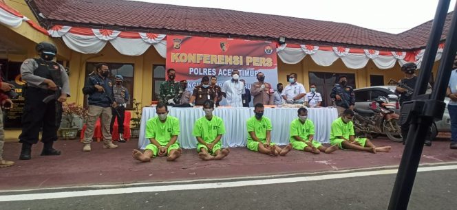 
 Gajah yang Ditemukan Mati Tanpa Kepala Diracun Menggunakan Buah, Pelaku Lima Orang