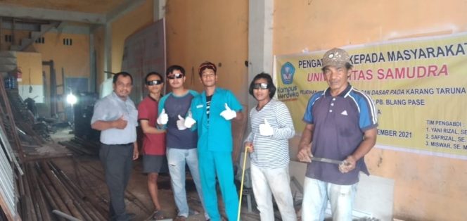 
 Tim PKM Unsam Bekali Karang Taruna Harapan Baru Ilmu Pengelasan Dasar